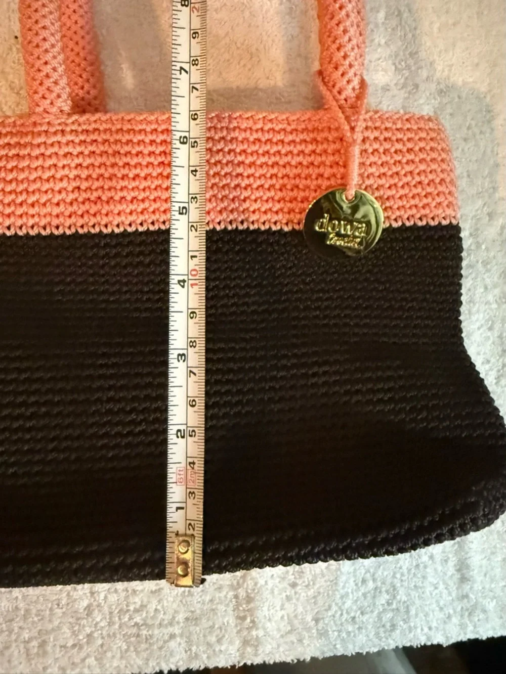 Dowa Unique Two-Tone Crochet Tote Bag in Coral‎ and Black Handmade